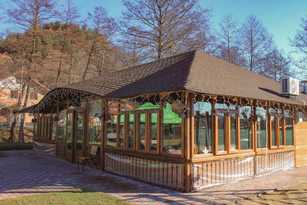 Hotel La Casute Capatineni-Paminteni Zewnętrze zdjęcie