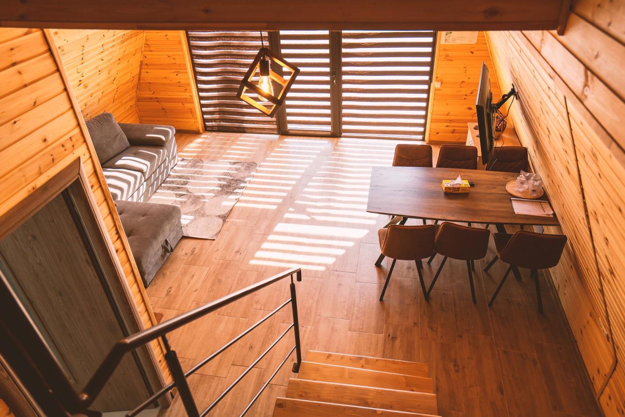 Hotel La Casute Capatineni-Paminteni Zewnętrze zdjęcie