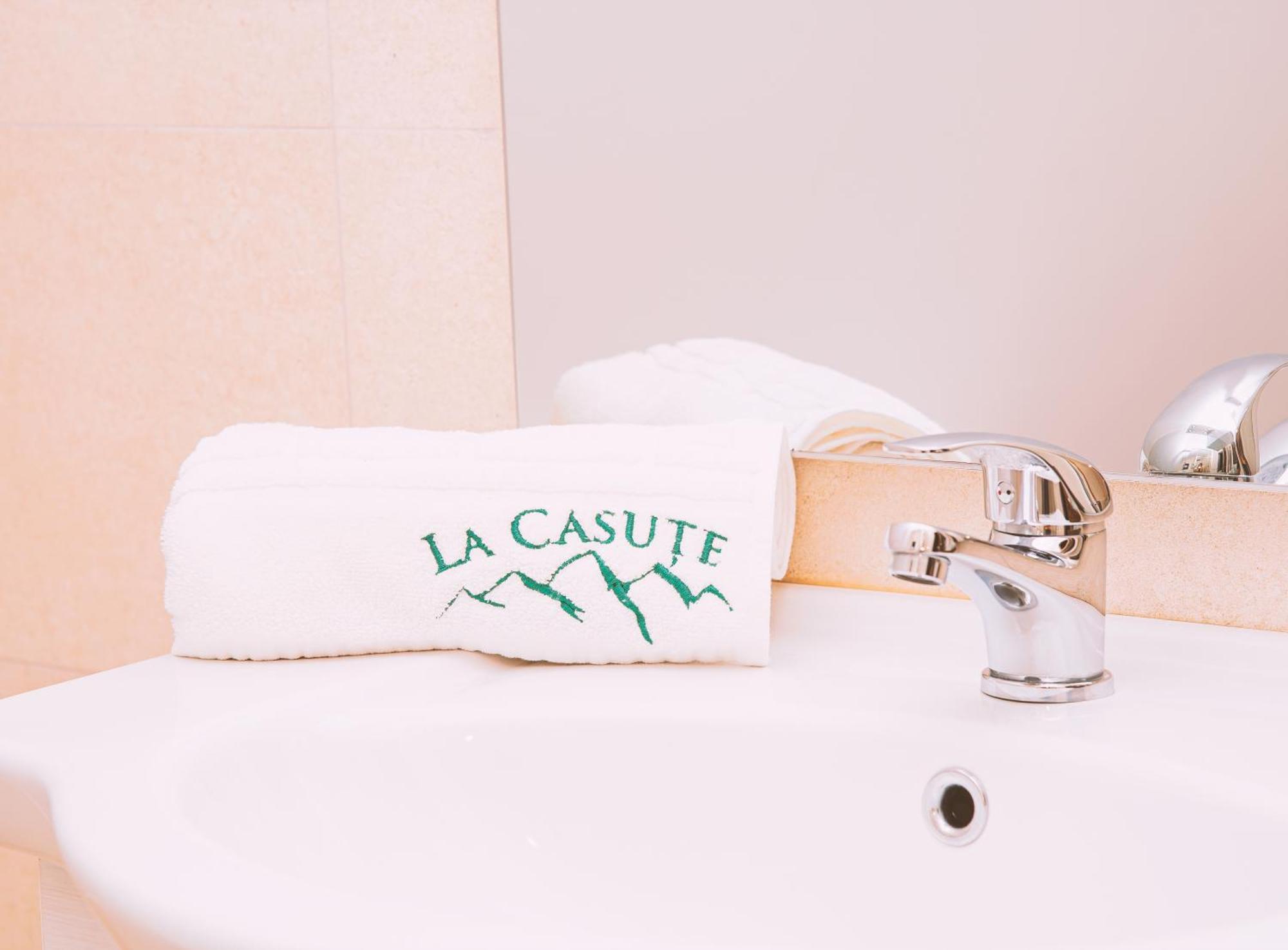 Hotel La Casute Capatineni-Paminteni Zewnętrze zdjęcie