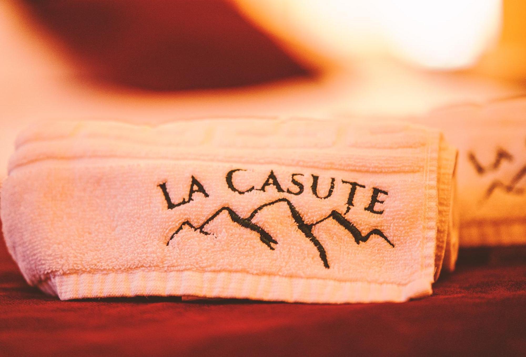Hotel La Casute Capatineni-Paminteni Zewnętrze zdjęcie